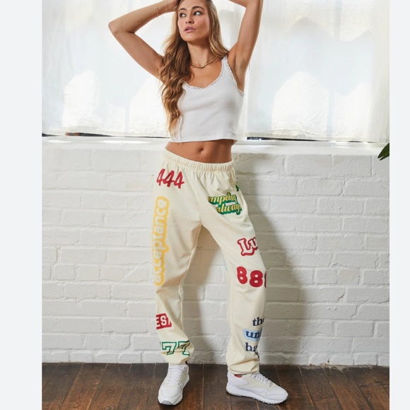 “The Universe Has Your Back” Graphic Sweatpants Cream S/M Affirmation Loungewear - Picture 1 of 8